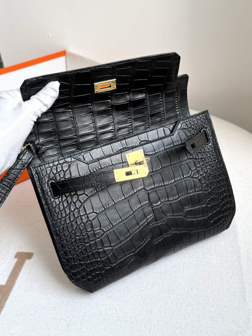 Hermès Special Order Sac Dépêches 25 – Black Porosus Crocodile Leather Handheld Clutch - Default Title - View 7