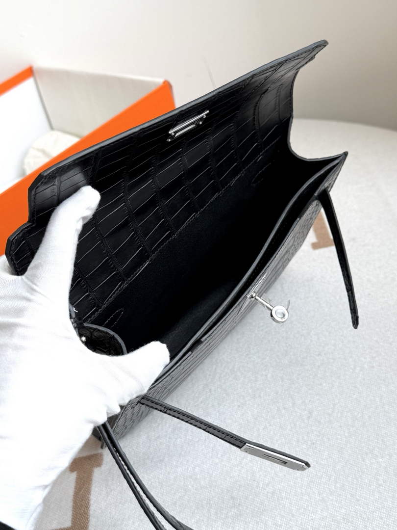Hermès Sac Dépêches 25 | Black Crocodile | Special Order Clutch - Default Title - View 8