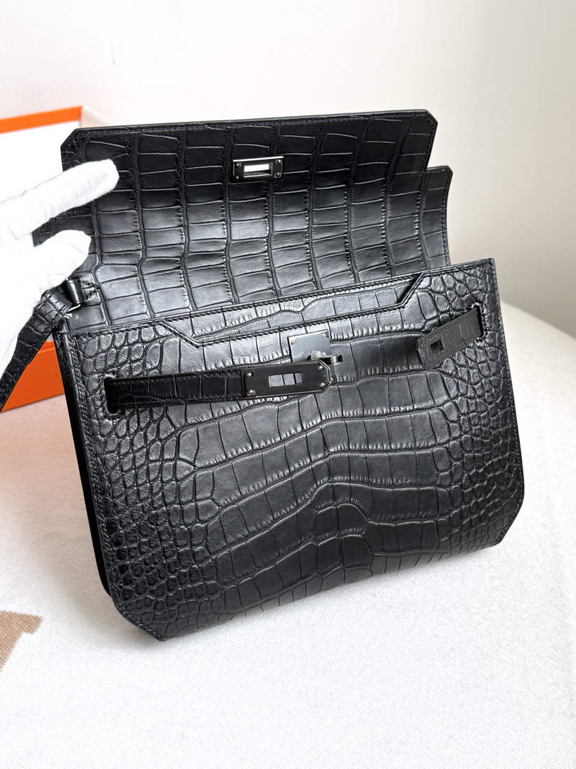 Hermès Sac Dépêches 25 – Black Crocodile Leather Clutch (Special Order) - Default Title - View 7