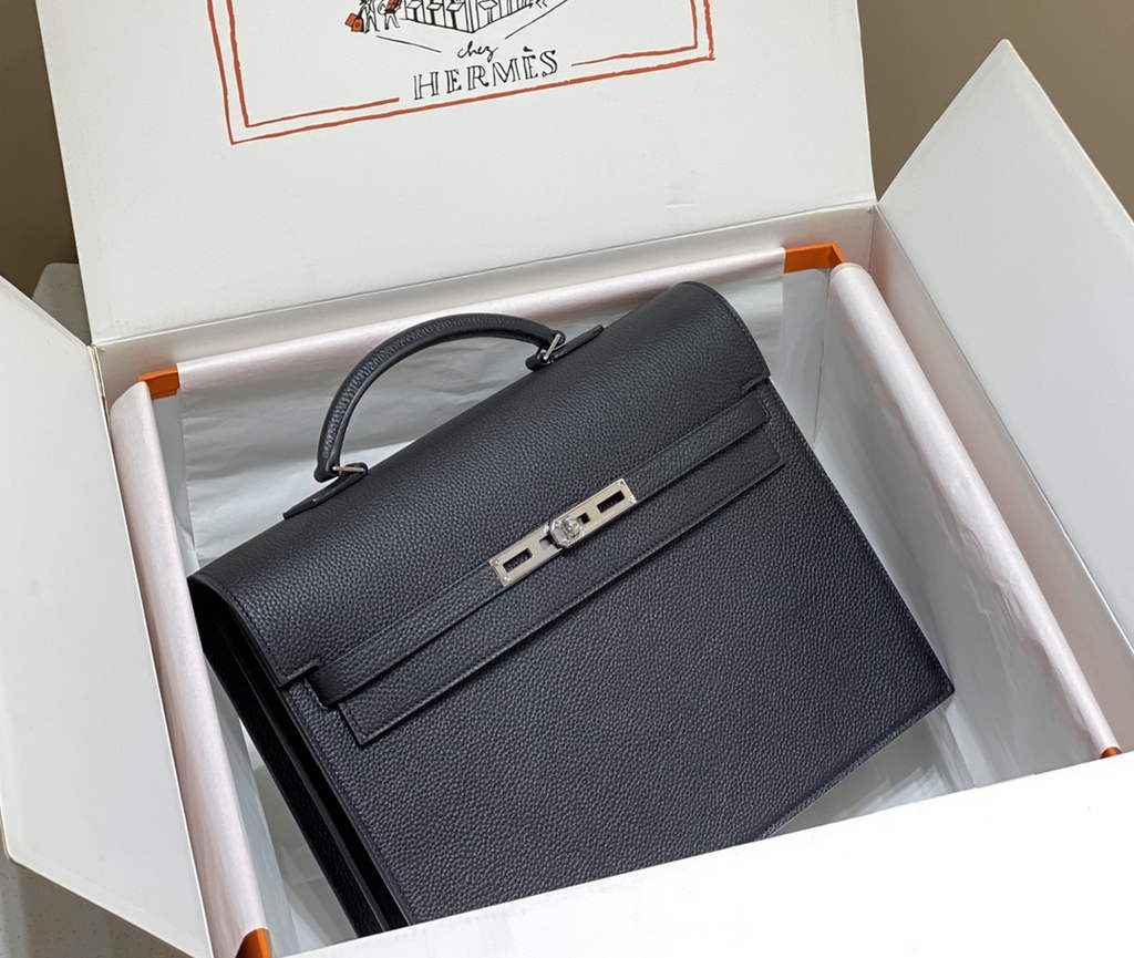 Hermès Kelly Messenger Bag Togo leather Silver hardware 34cm Black