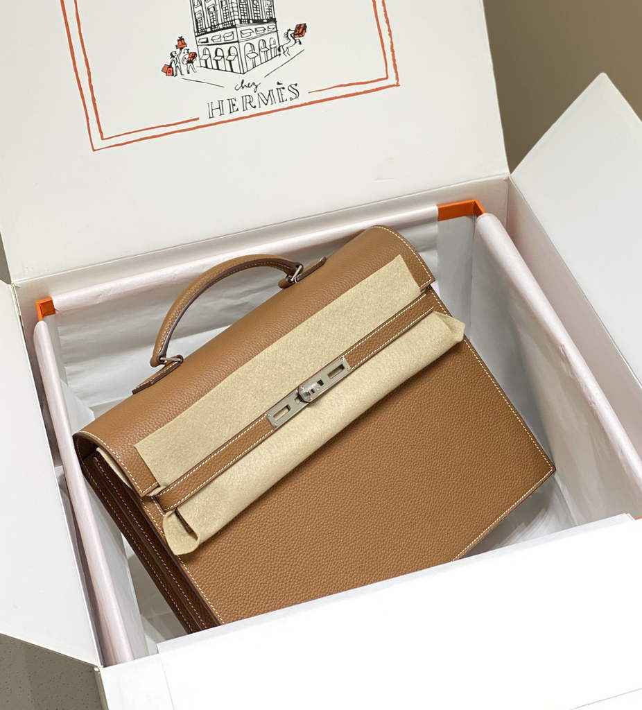 Hermès Kelly Messenger Bag Togo leather Silver hardware 34cm Light Brown