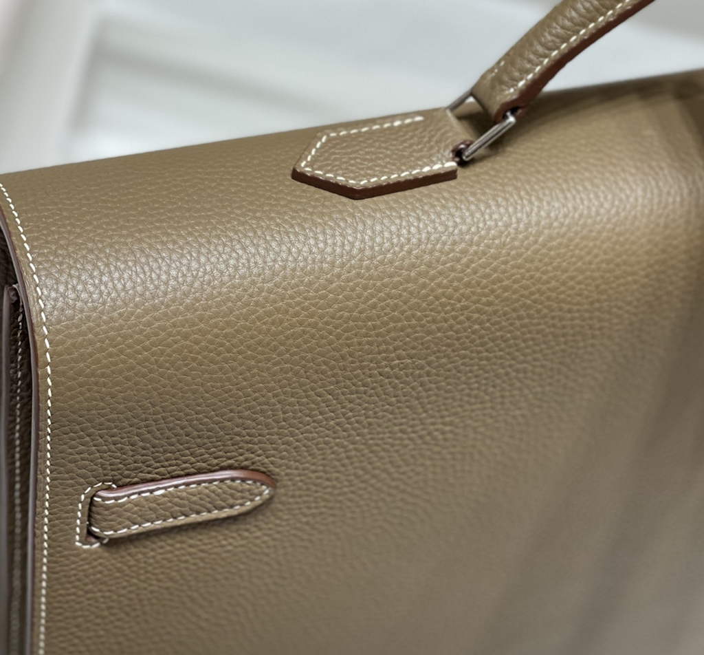 Hermès Kelly Messenger Bag Togo leather Silver hardware 38cm Gray
