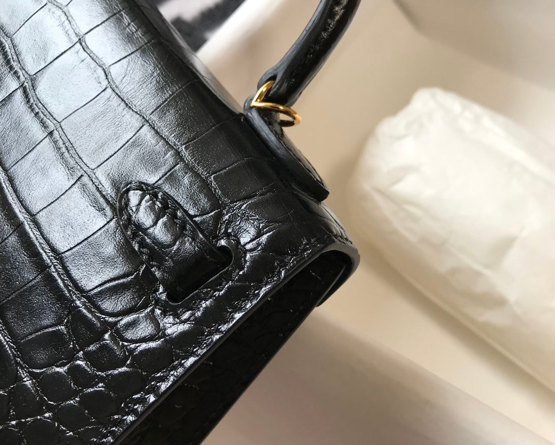 Hermes Kelly Mini II Bag 19 Black Crocodile Leather with Gold Hardware