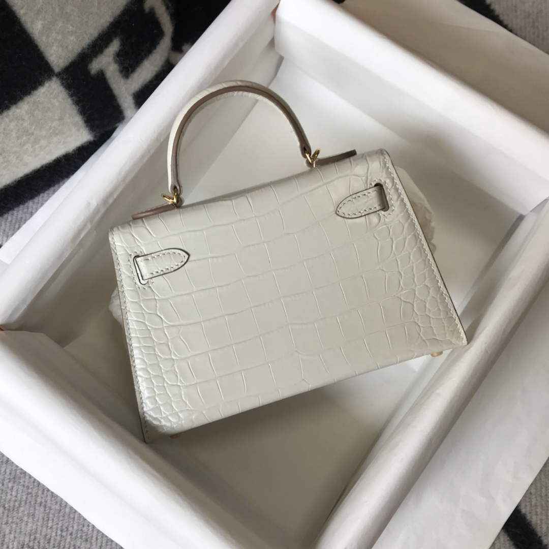 Hermes Kelly Mini II Bag 19 white Crocodile Leather with Gold Hardware