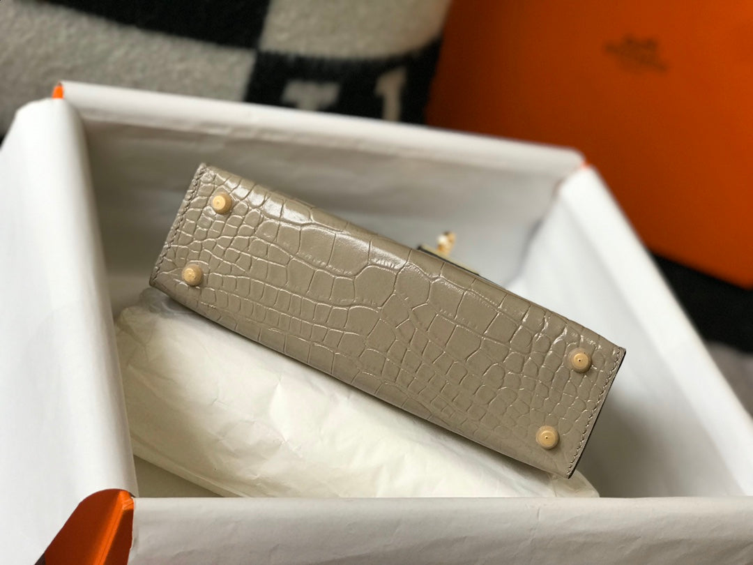 Hermes Kelly Mini II Bag 19 gray Crocodile Leather with Gold Hardware