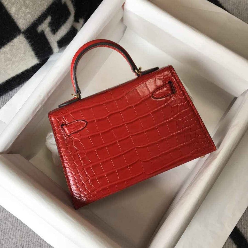 Hermes Kelly Mini II Bag 19 Red Crocodile Leather with Gold Hardware