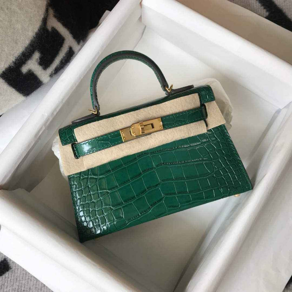 Hermes Kelly Mini II Bag 19 Green Crocodile Leather with Gold Hardware