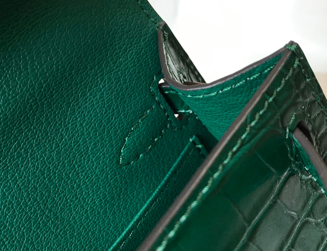 Hermes Kelly Mini II Bag 19 Green Crocodile Leather with Gold Hardware