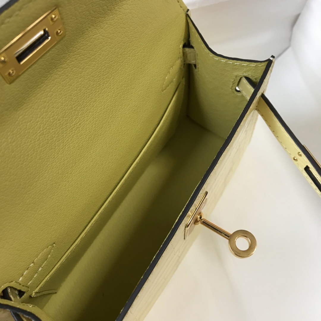 Hermes Kelly Mini II Bag 19 Lemon Yellow Crocodile Leather with Gold Hardware