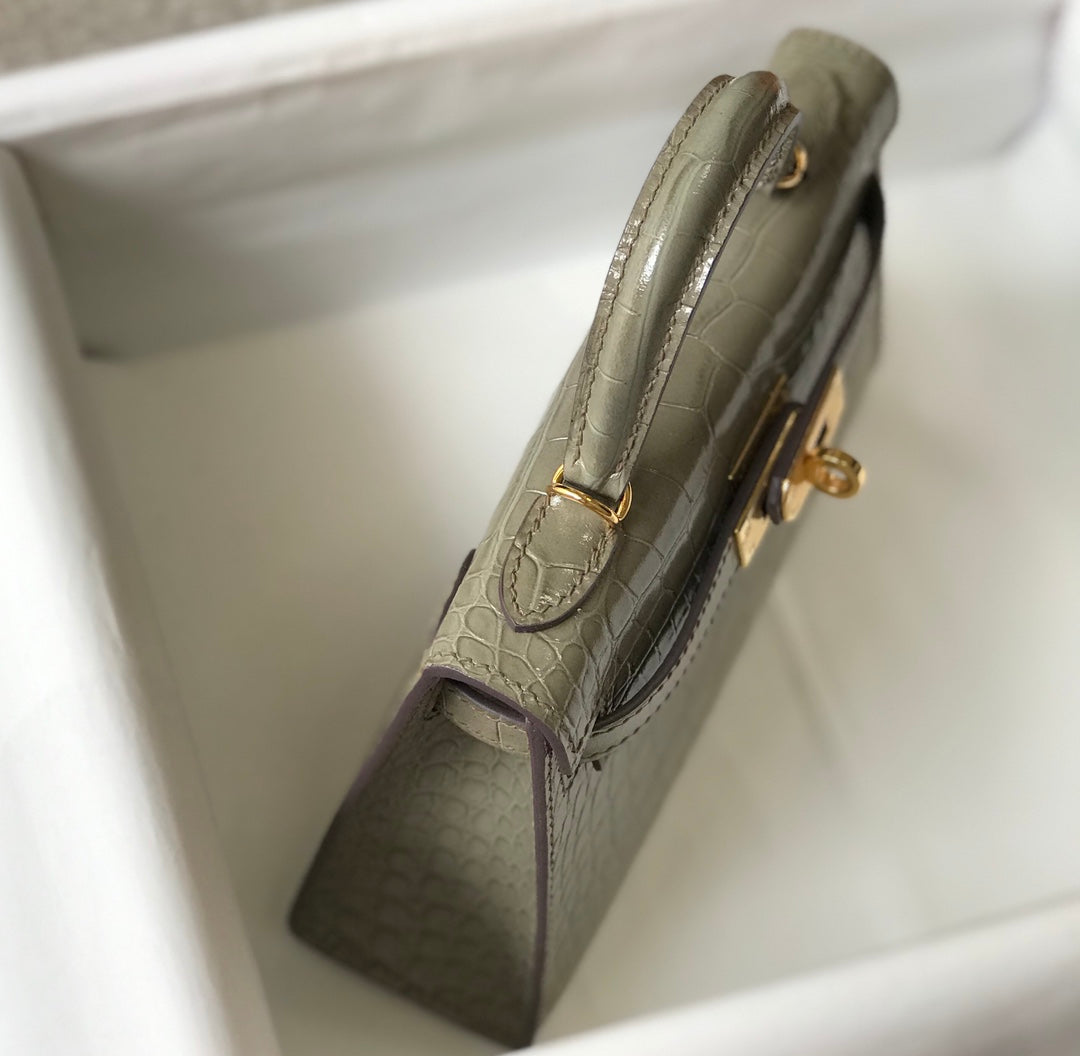 Hermes Kelly Mini II Bag 19 Gray Crocodile Leather with Gold Hardware