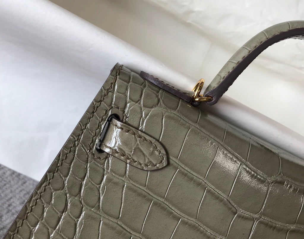 Hermes Kelly Mini II Bag 19 Gray Crocodile Leather with Gold Hardware