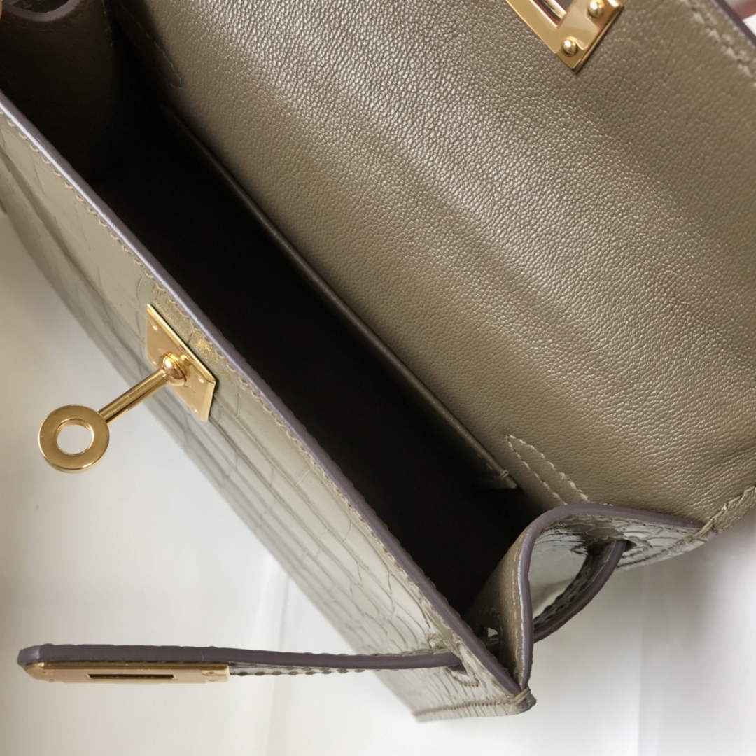 Hermes Kelly Mini II Bag 19 Gray Crocodile Leather with Gold Hardware
