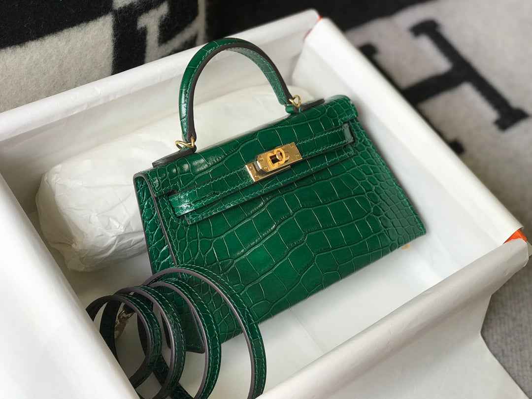 Hermes Kelly Mini II Bag 19 Gold Hardware with Green Crocodile Leather