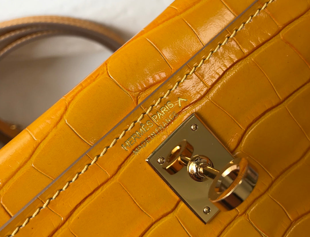 Hermes Kelly Mini II Bag 19 Yellow Crocodile Leather with Gold Hardware