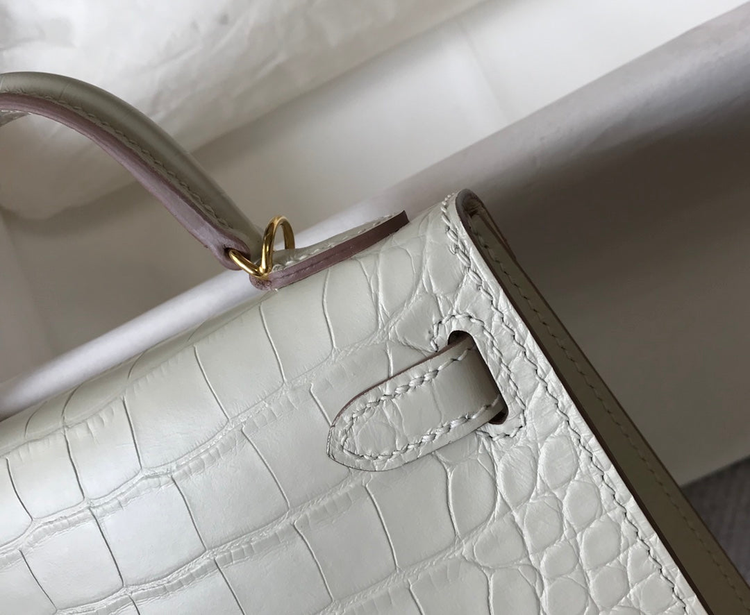 Hermes Kelly Mini II Bag 19 White Crocodile Leather with Gold Hardware