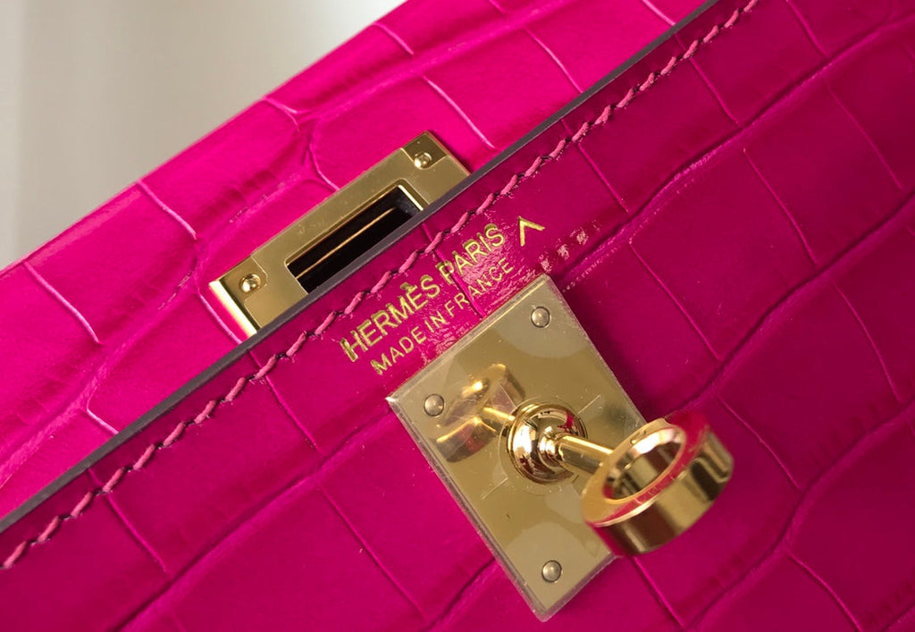 Hermes Kelly Mini II Bag 19 Purple Crocodile Leather with Gold Hardware