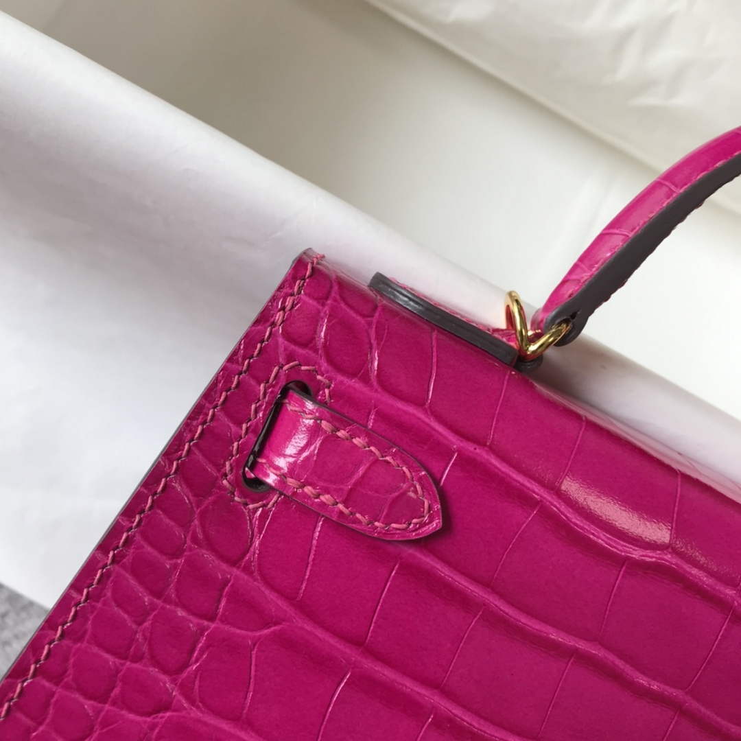 Hermes Kelly Mini II Bag 19 Purple Crocodile Leather with Gold Hardware