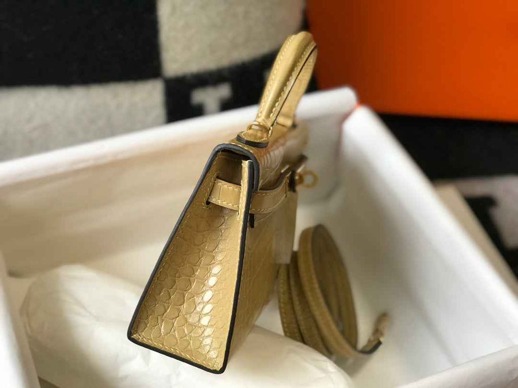 Hermes Kelly Mini II Bag 19 dark beige Crocodile Leather with Gold Hardware