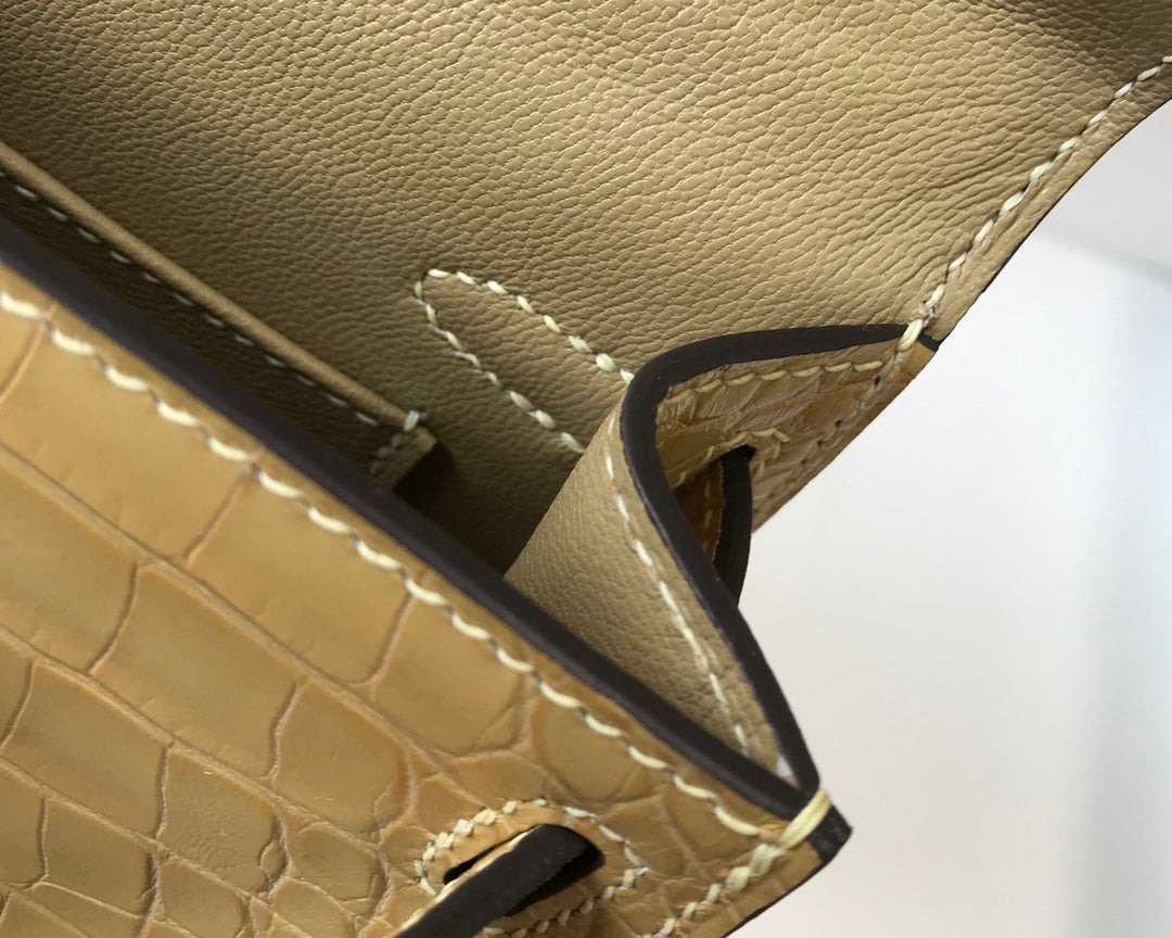 Hermes Kelly Mini II Bag 19 dark beige Crocodile Leather with Gold Hardware