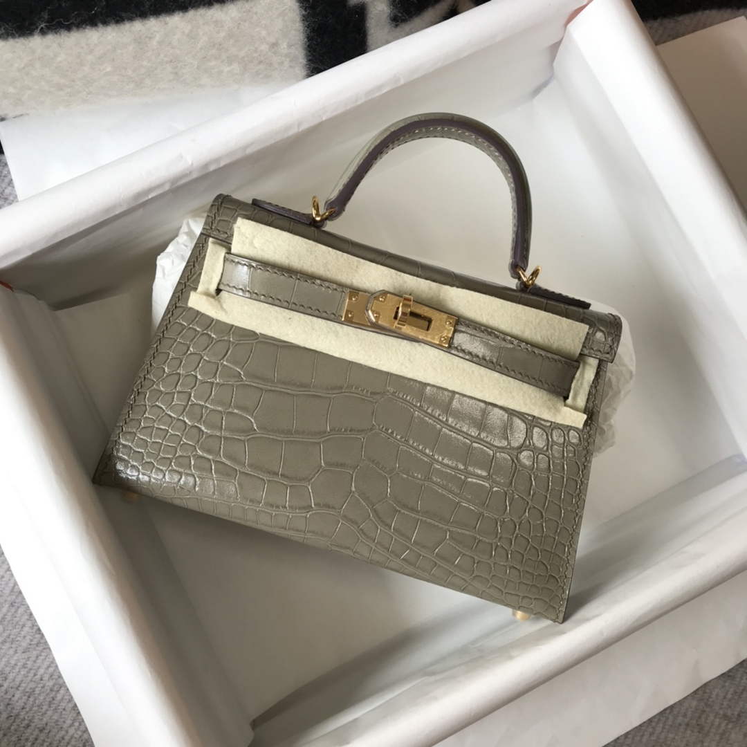 Hermes Kelly Mini II Bag 19 Gray Crocodile Leather with Gold Hardware