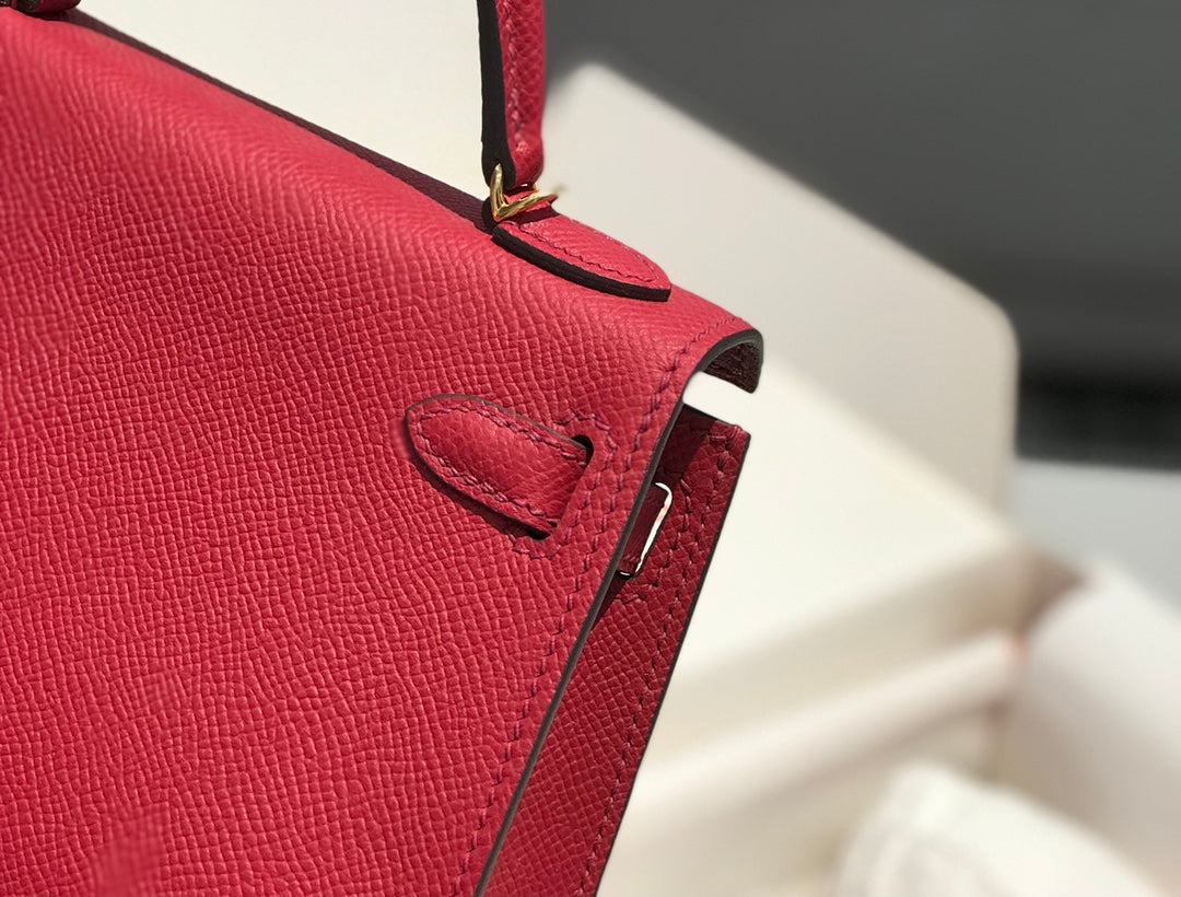 Hermes Kelly Mini II Bag 19 Gold Hardware with Epsom Dark Red