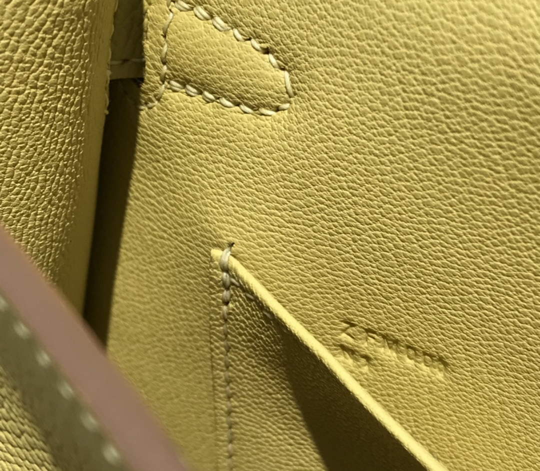 Hermes Kelly Mini II Bag 19 Gold Hardware with Epsom lemon yellow