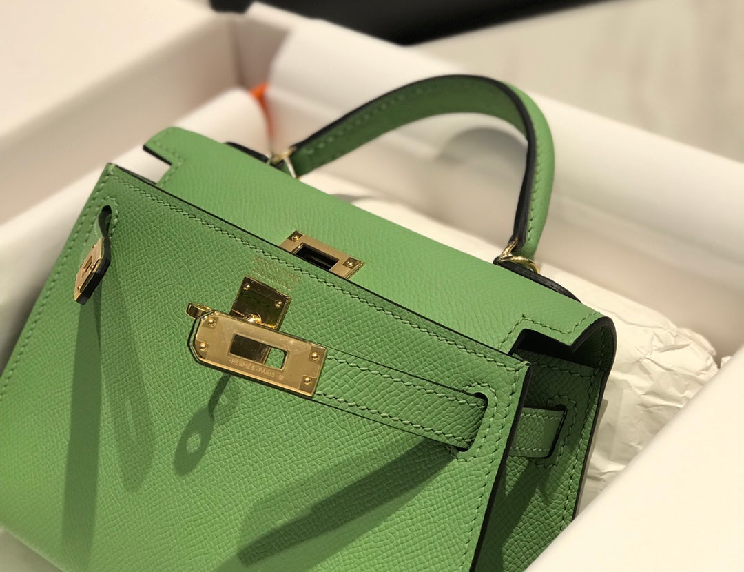 Hermes Kelly Mini II Bag 19 Gold Hardware with Epsom Light Green