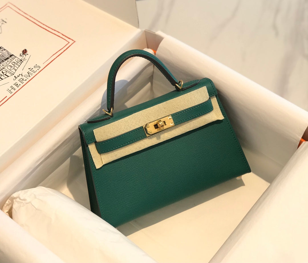 Hermes Kelly Mini II Bag 19 Gold Hardware with Epsom Green