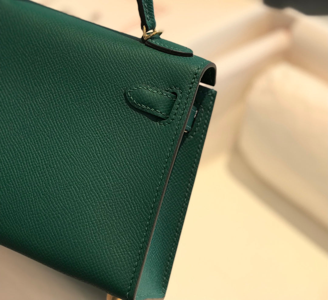 Hermes Kelly Mini II Bag 19 Gold Hardware with Epsom Green