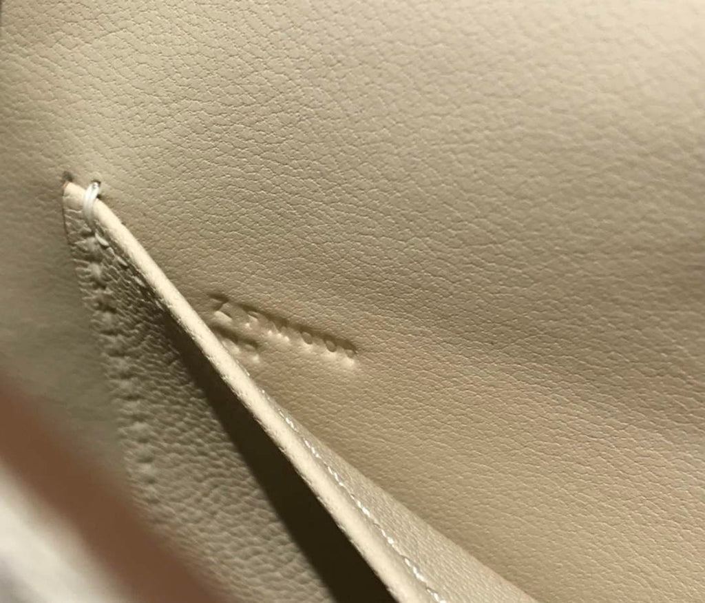 Hermes Kelly Mini II Bag 19 Silver Hardware with Epsom White