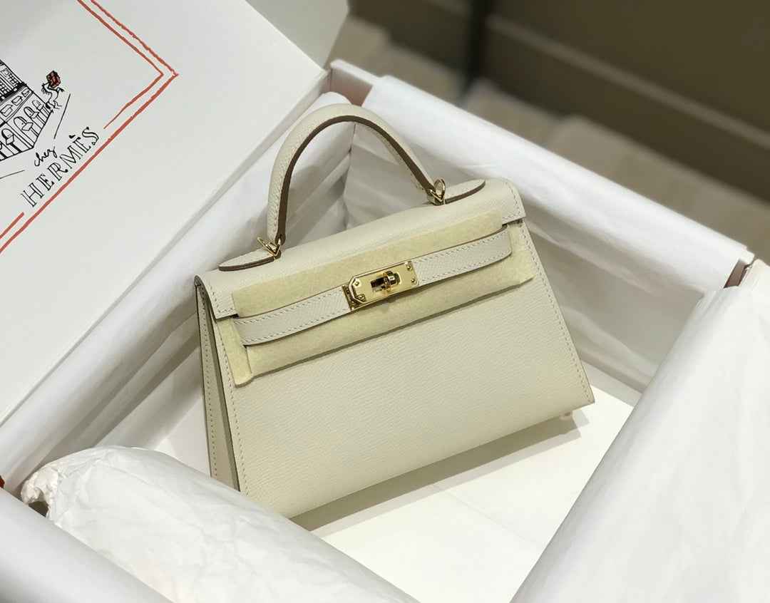 Hermes Kelly Mini II Bag 19 Gold Hardware with Epsom White
