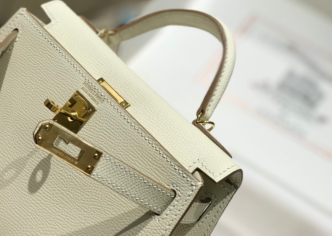 Hermes Kelly Mini II Bag 19 Gold Hardware with Epsom White