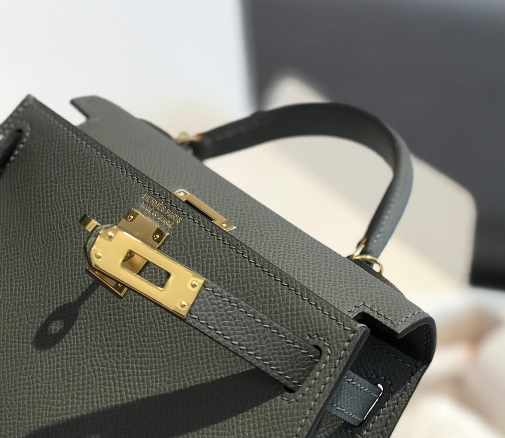 Hermes Kelly Mini II Bag 19 Gold Hardware with Epsom Dark Green