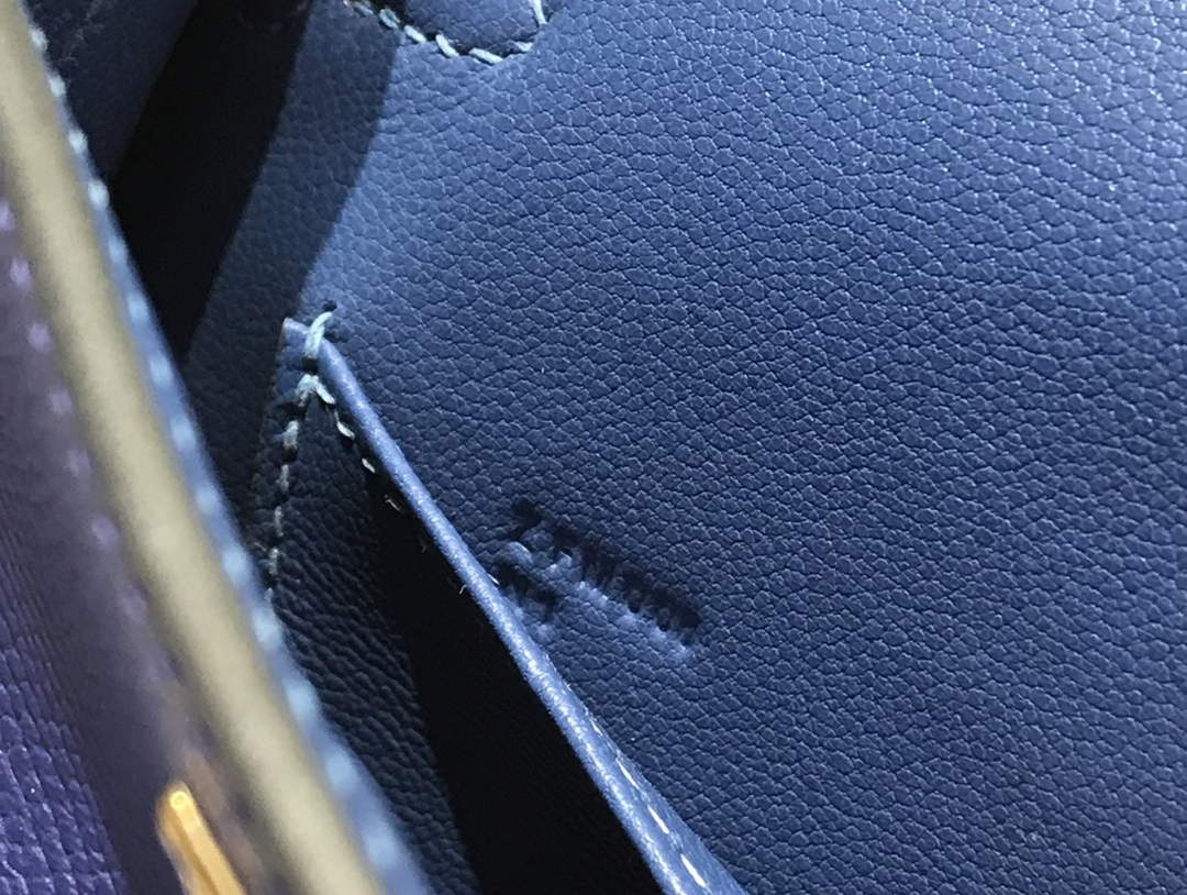 Hermes Kelly Mini II Bag 19 Gold Hardware with Epsom Dark Blue
