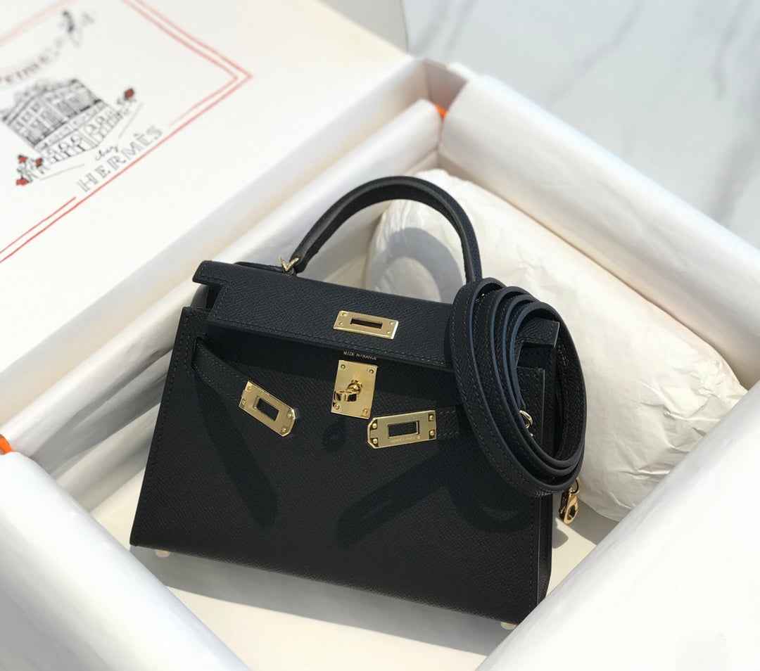 Hermes Kelly Mini II Bag 19 Gold Hardware with Epsom Black