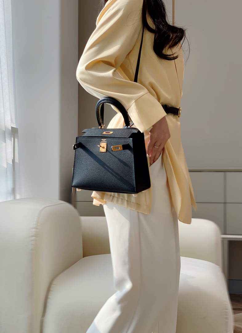 Hermes Kelly Mini II Bag 20 Black Epsom with Gold Hardware