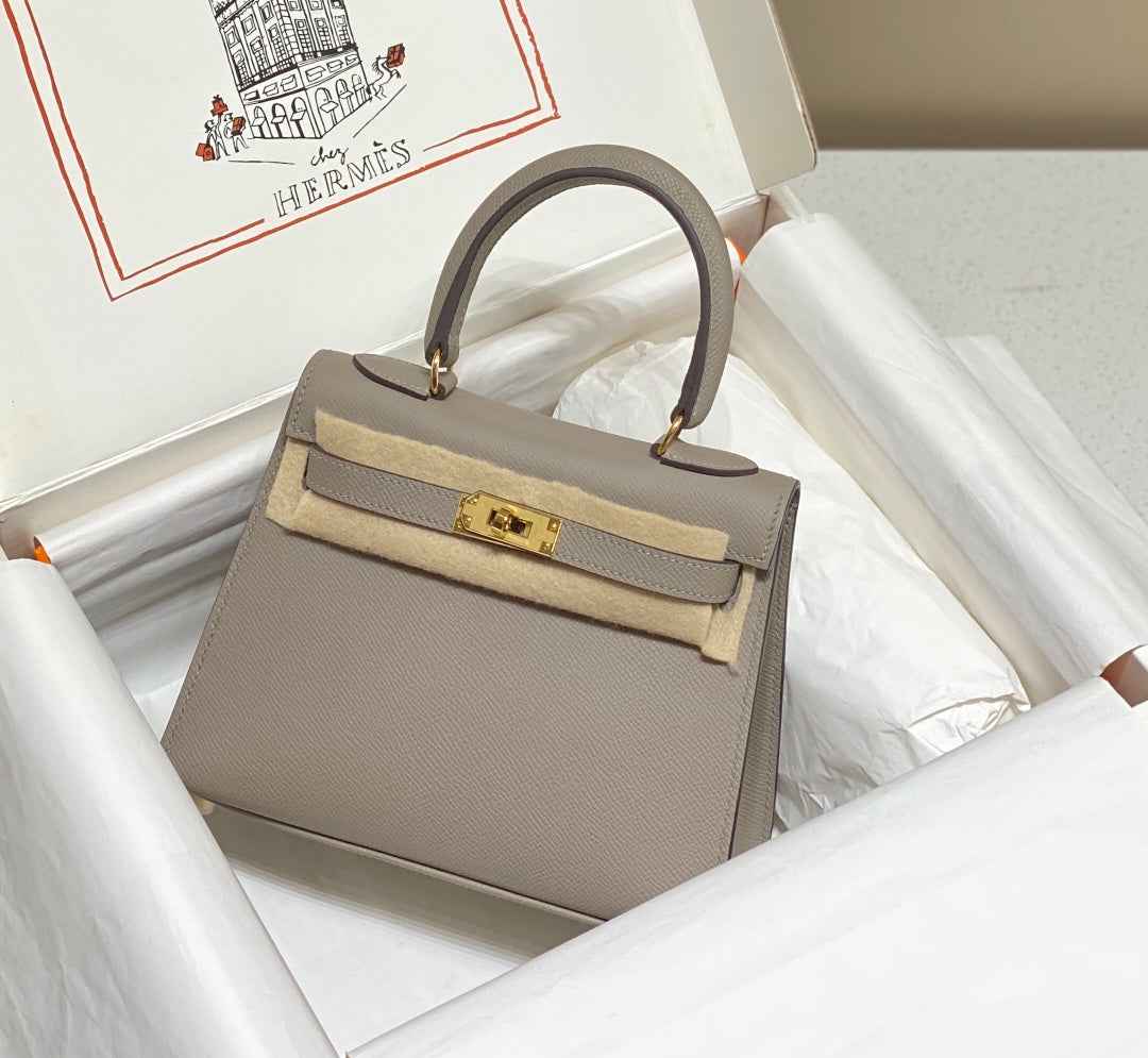 Hermes Kelly Mini II Bag 20 Gray Epsom leather with Gold Hardware