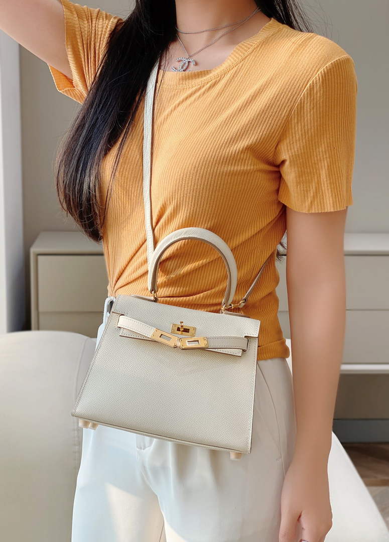 Hermes Kelly Mini II Bag 20 White Epsom with Gold Hardware