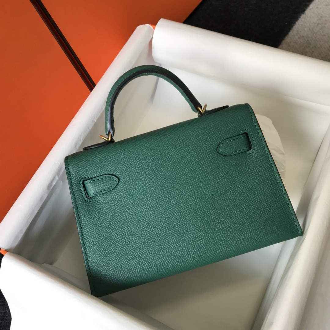 Hermes Kelly Mini II Bag Green Epsom with Gold Hardware 19