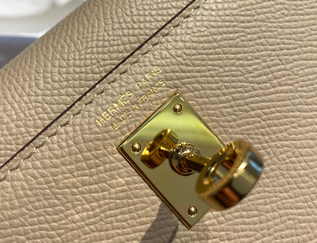 Hermes Kelly Mini II Bag Light Gray Epsom with Gold Hardware 19