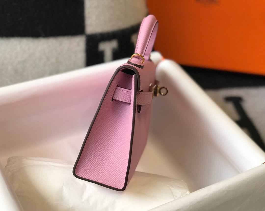 Hermes Kelly Mini II Bag light pink Epsom with Gold Hardware 19