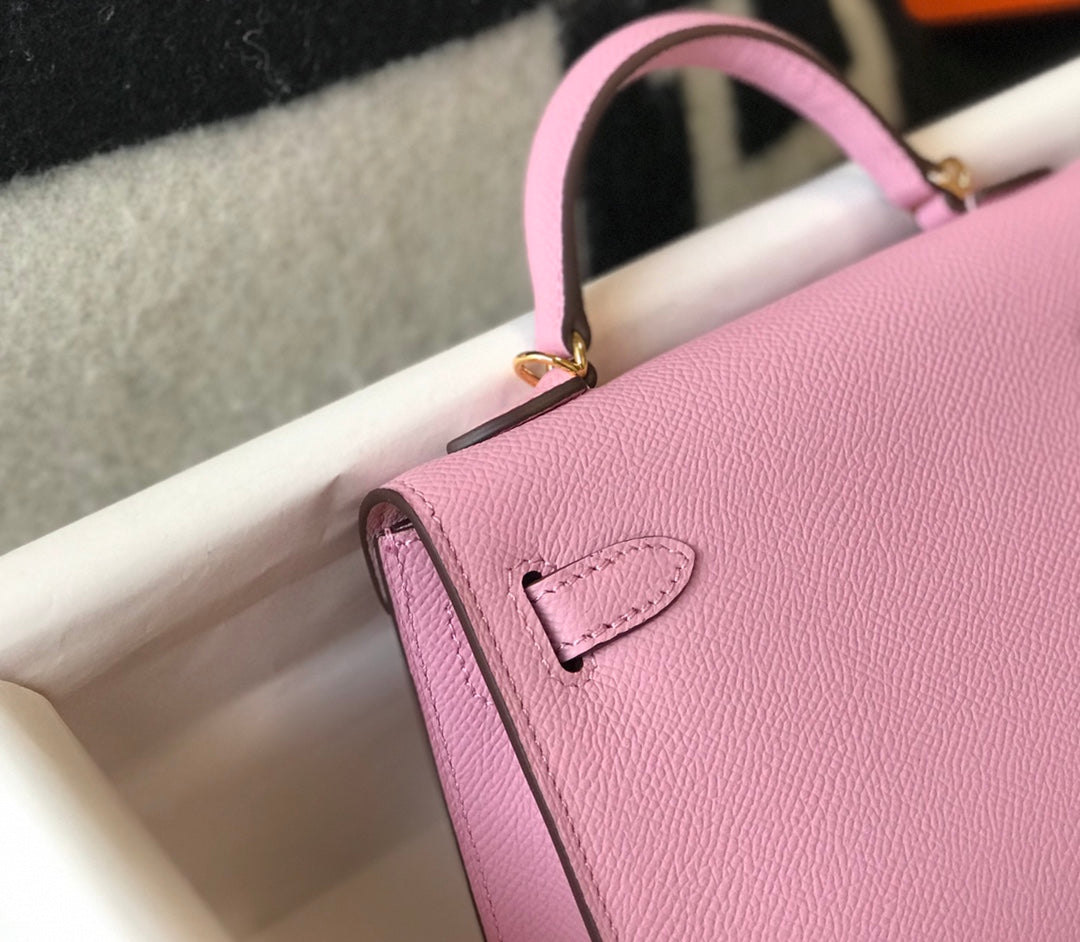 Hermes Kelly Mini II Bag light pink Epsom with Gold Hardware 19