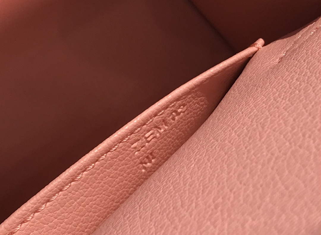 Hermes Kelly Mini II Bag Pink Epsom with Gold Hardware 19