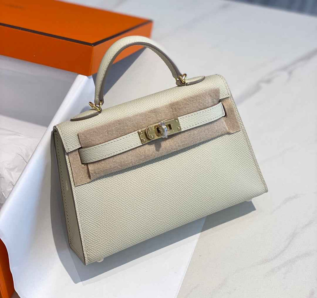 Hermes Kelly Mini II Bag White Epsom with Gold Hardware 19
