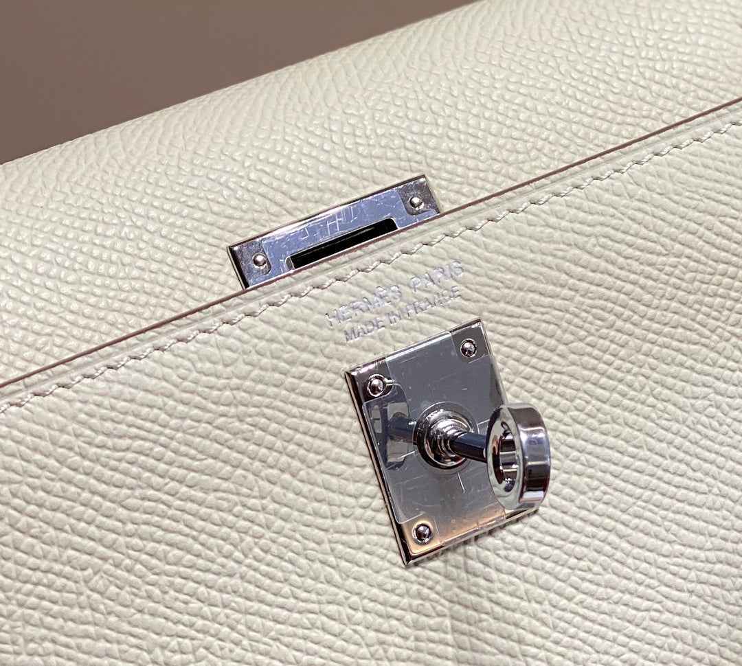 Hermes Kelly Mini II Bag White Epsom with Silver Hardware 19