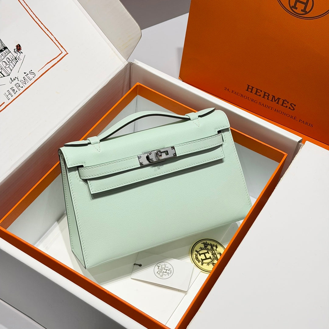 Hermès Kelly Pochette, Kelly Cuts For Sale, Swift Leather
