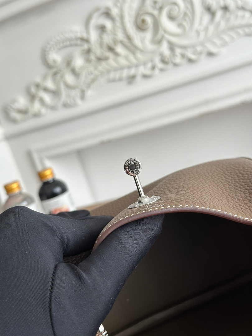 Hermes Lindy Mini Bag Togo Leather Gray Silver H68603