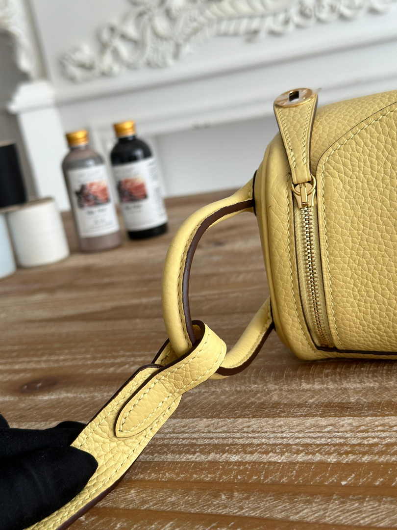 Hermes Lindy Mini Bag Togo Leather Light Yellow Gold H68604