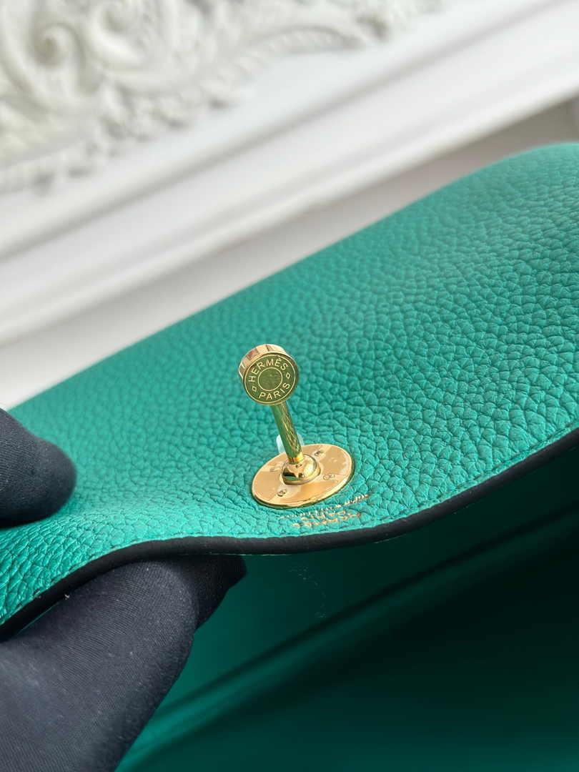 Hermes Lindy Mini Bag Togo Leather Green Gold H68623