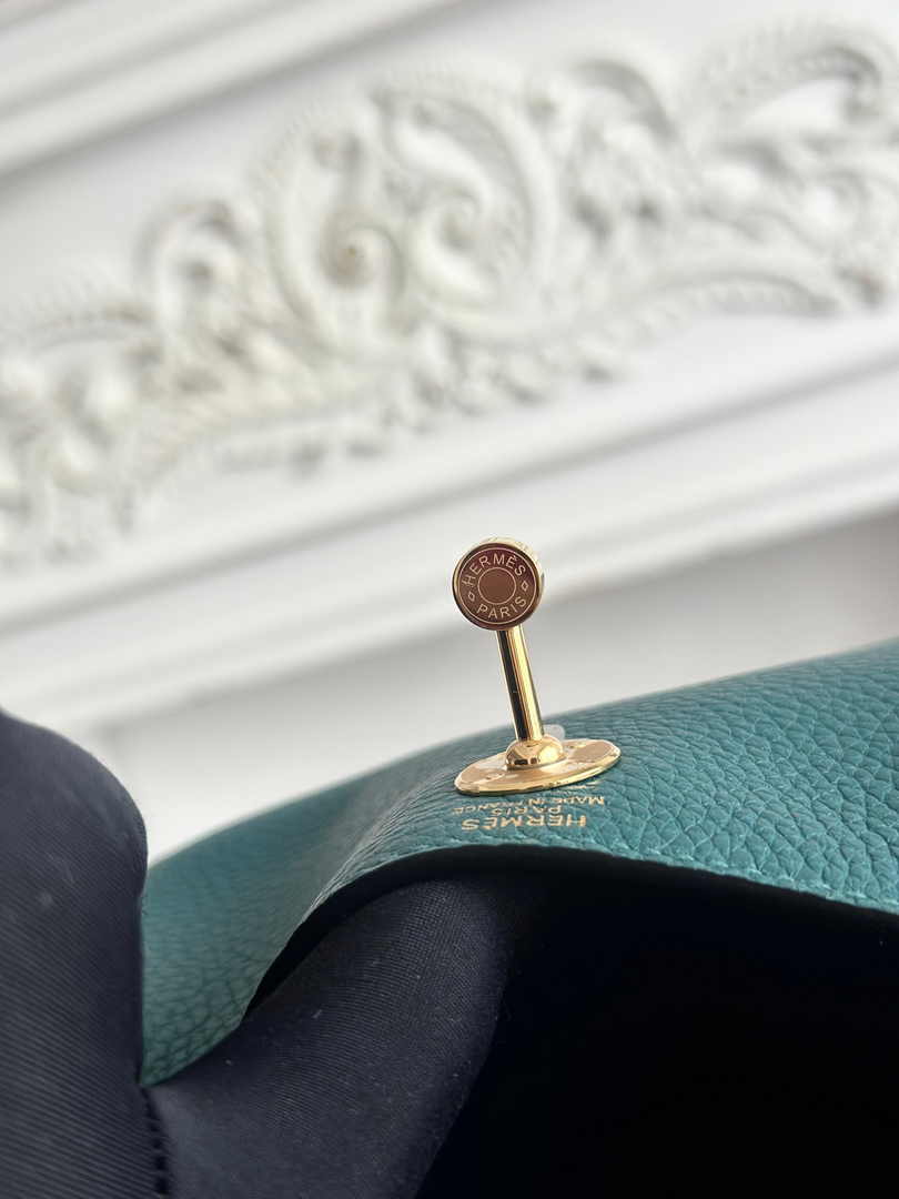 Hermes Lindy Mini Bag Green Togo Leather Gold H68632